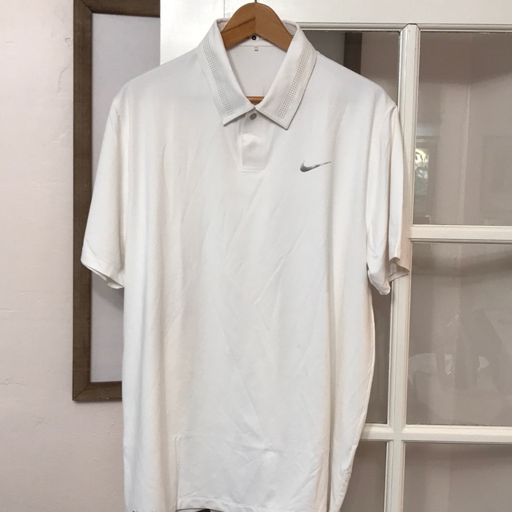Nike Tiger Woods Collection White golf shirt